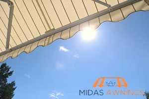 6 Warning Signs Your Awnings Are Not Properly Installed 5 inadequate-coverage-6-warning-signs-your-awnings-are-not-properly-installed-awnings-midas-awnings-singapore