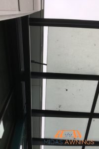 6 Warning Signs Your Awnings Are Not Properly Installed 3 visible-gaps-or-openings-6-warning-signs-your-awnings-are-not-properly-installed-awnings-midas-awnings-singapore