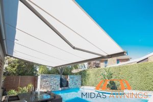 adjust-the-awnings-angle-for-optimal-shading-a-step-by-stepguide-to-diy-awnings-installation-in-singapore-awnings-midas-awnings-singapore