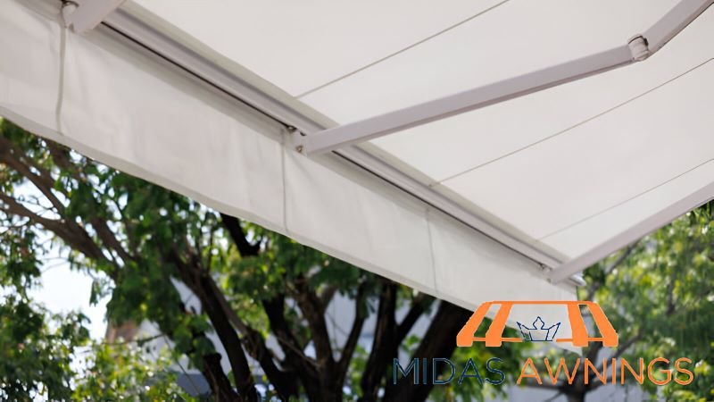 featured-4-key-features-to-look-out-for-when-choosing-awnings-in-singapore-awnings-midas-awnings-singapore