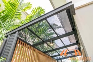 7 Benefits of Investing in Awning Roof for Your Home in Singapore 2 enhance-outdoor-7-benefits-of-investing-in-awning-roof-for-your-home-awning-roof-midas-awnings-singapore