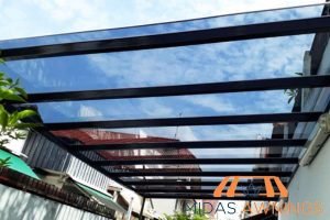 Should You Repair or Replace Your Damaged Polycarbonate Roof in Singapore? 4 aesthetic-appeal-should-you-repair-or-replace-your-damaged-polycarbonate-roof-in-singapore-polycarbonate-roofing-midas-awnings-singapore