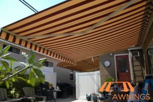 size-retractable-awning-costs-in-singapore-2025-price-breakdown-factors-retractable-awnings-midas-awnings-singapore