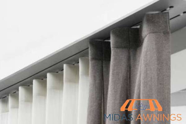 installation-curtain-rail-midas-awnings-singapore
