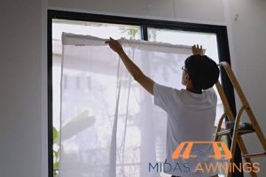 adjust-for-different-curtain-styles-how-to-choose-the-right-curtain-rod-length-for-any-window-in-your-home-curtain-rod-installation-midas-awnings-singapore