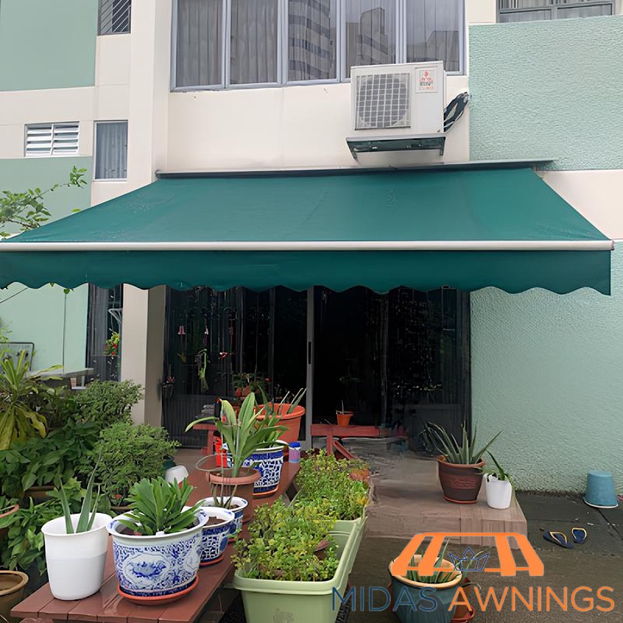 retractable-awning-contractor-near-me-midas-awnings-singapore